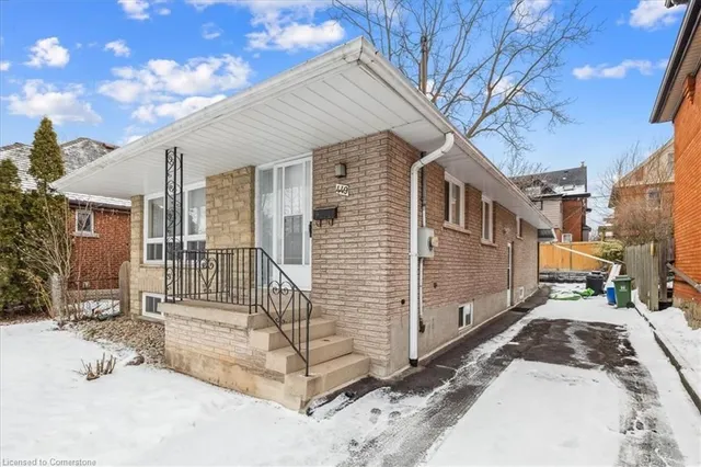 Additional property image - 449 Dundurn St