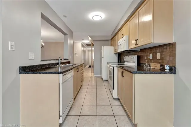 Additional property image - 7 Southside Pl Unit 37