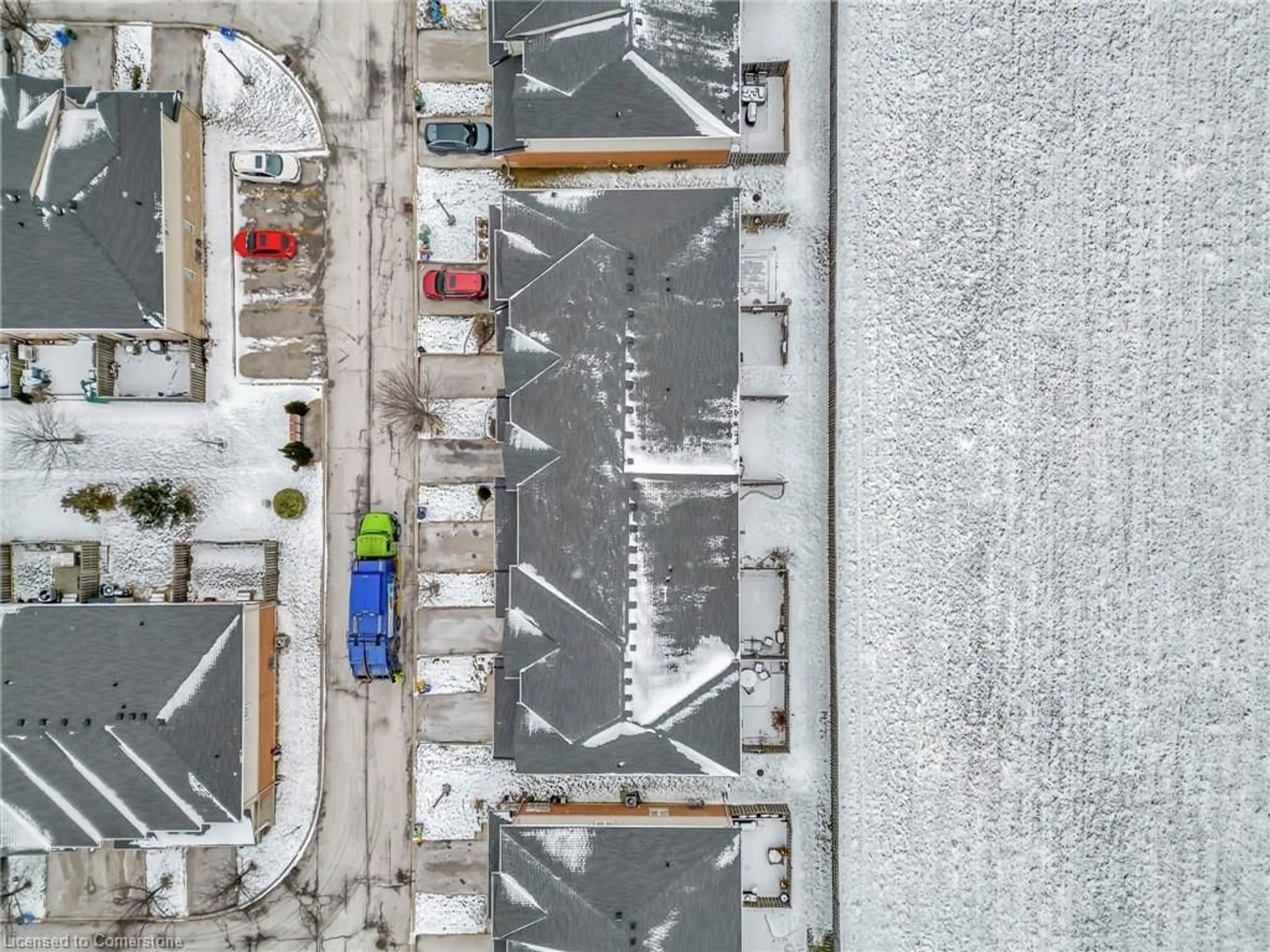 A pic from outside/outdoor area/front of a property/back of a property/a pic from drone, street for 7 Southside Pl #37, Hamilton Ontario L9C 7W6