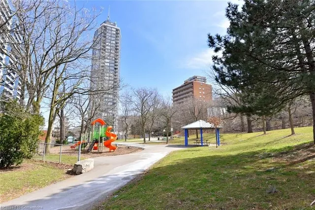 Additional property image - 150 Charlton Ave Unit 504
