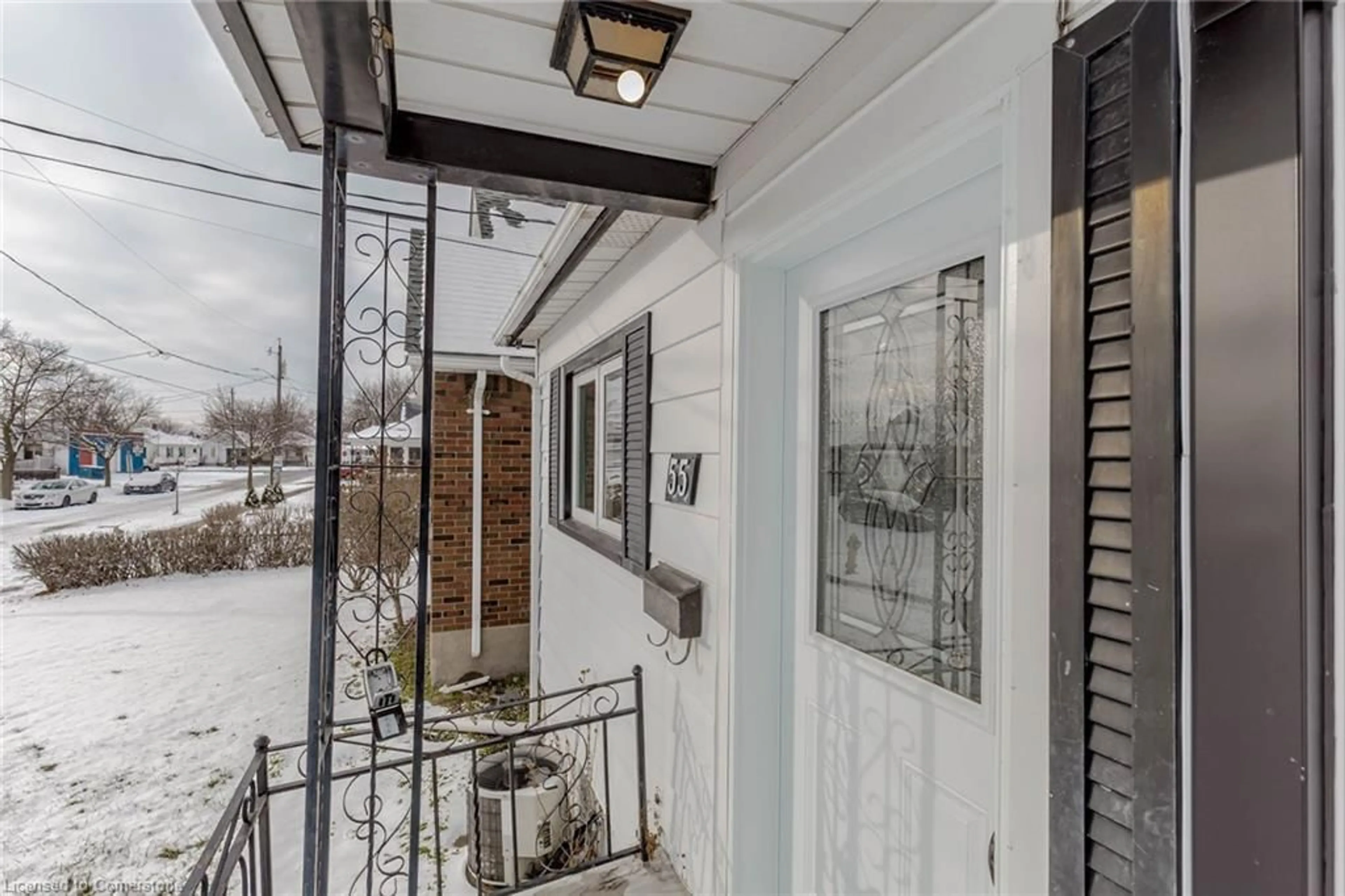 Indoor entryway for 55 Hamilton St, St. Catharines Ontario L2S 1K8