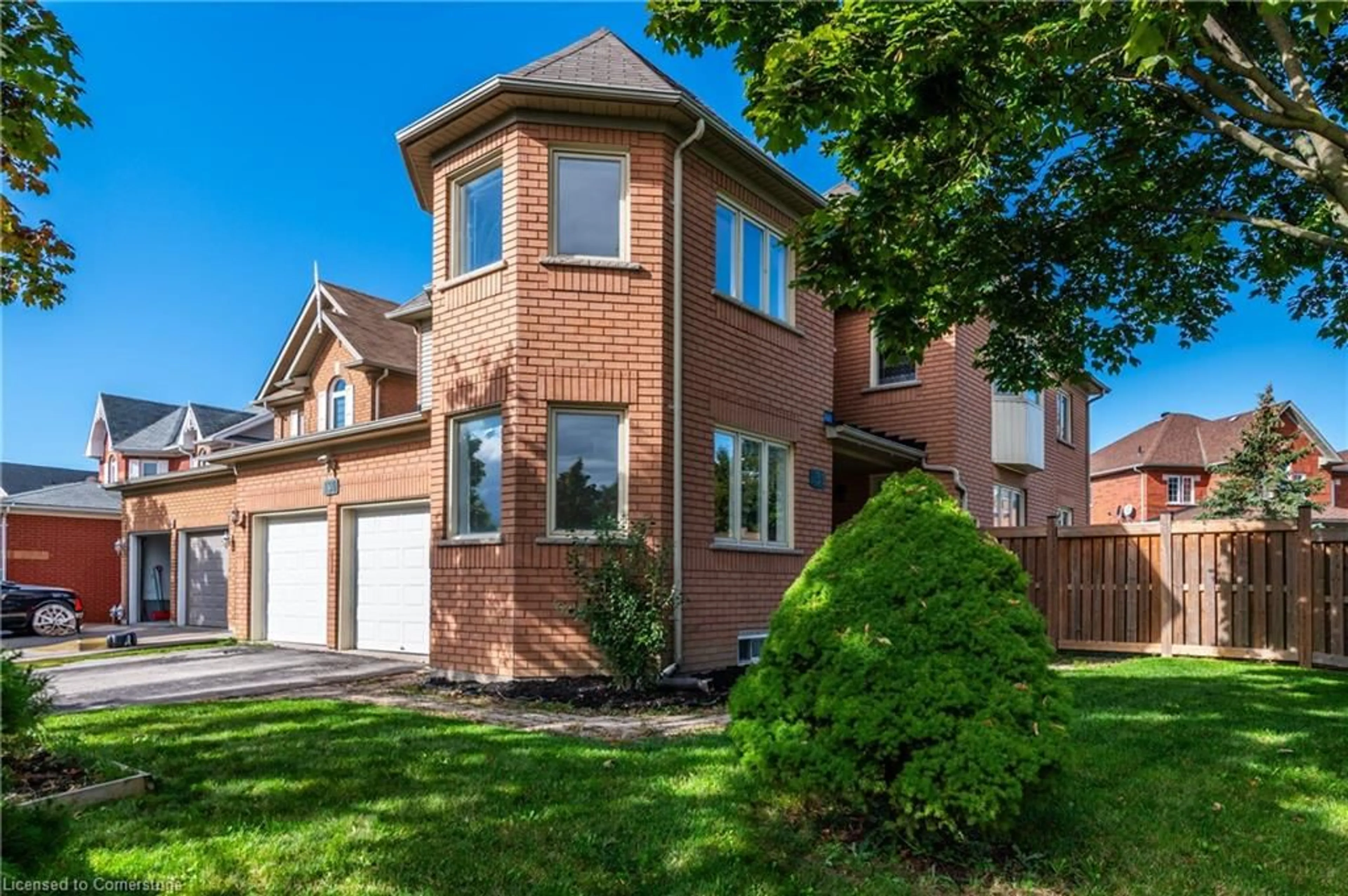 Home with brick exterior material, street for 139 Shady Pine Cir, Brampton Ontario L6R 1N6