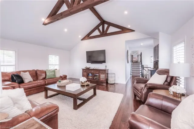 Additional property image - 148 Chandos Dr