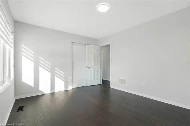 Additional property image - 897 Farmstead Dr