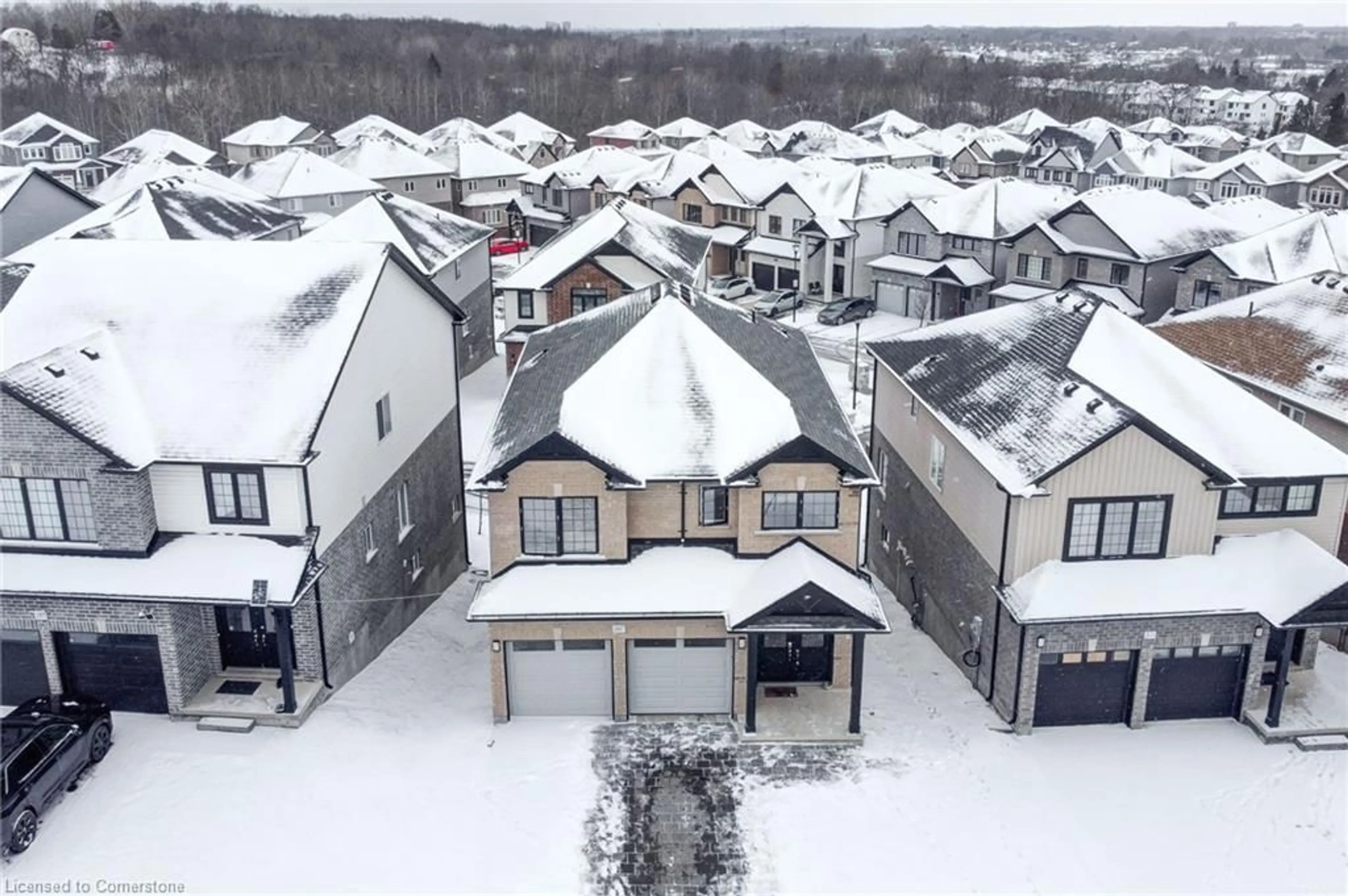 A pic from outside/outdoor area/front of a property/back of a property/a pic from drone, street for 2607 Sheffield Boulevard Blvd, London Ontario N6M 0G4