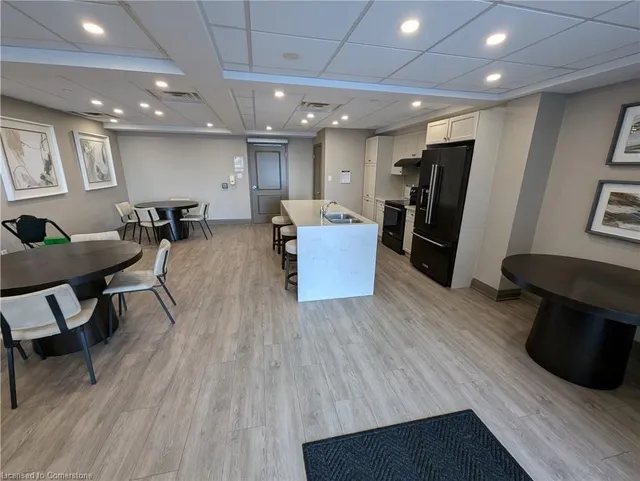 Additional property image - 101 Shoreview Pl Unit 519