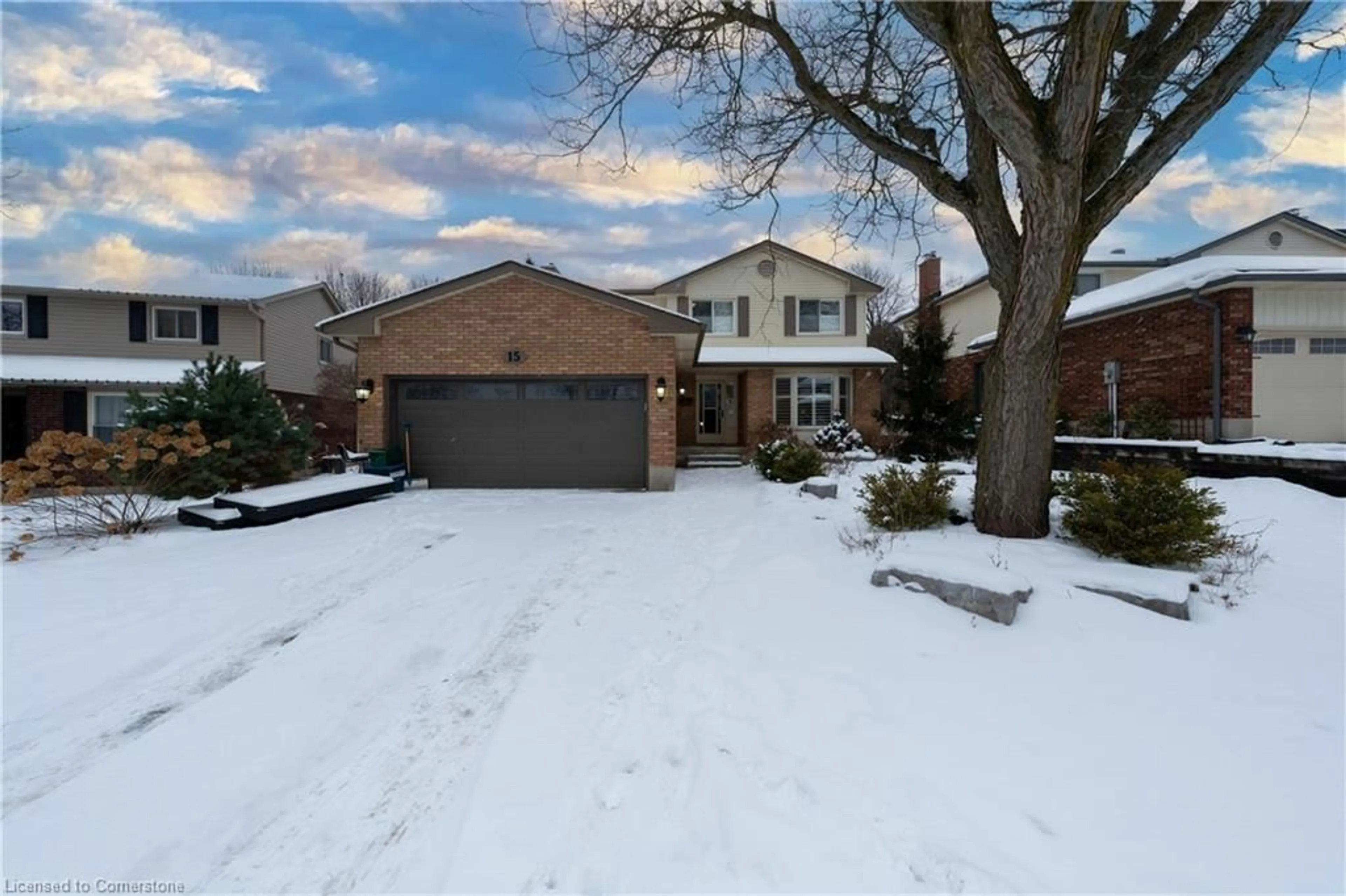 A pic from outside/outdoor area/front of a property/back of a property/a pic from drone, street for 15 Birchlawn Ave, Cambridge Ontario N1S 4S1