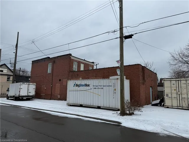 Additional property image - 140 Beach Rd