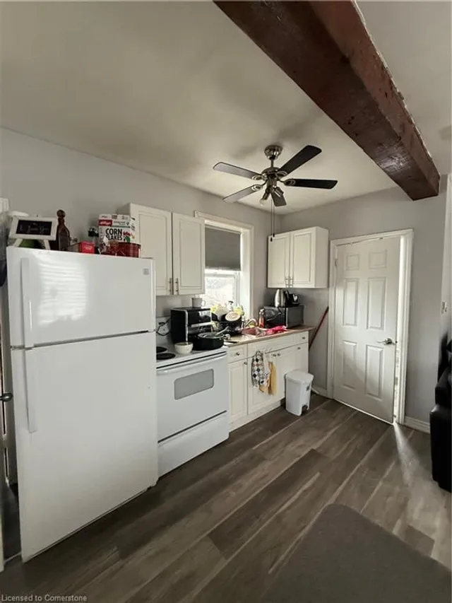 Additional property image - 140 Beach Rd