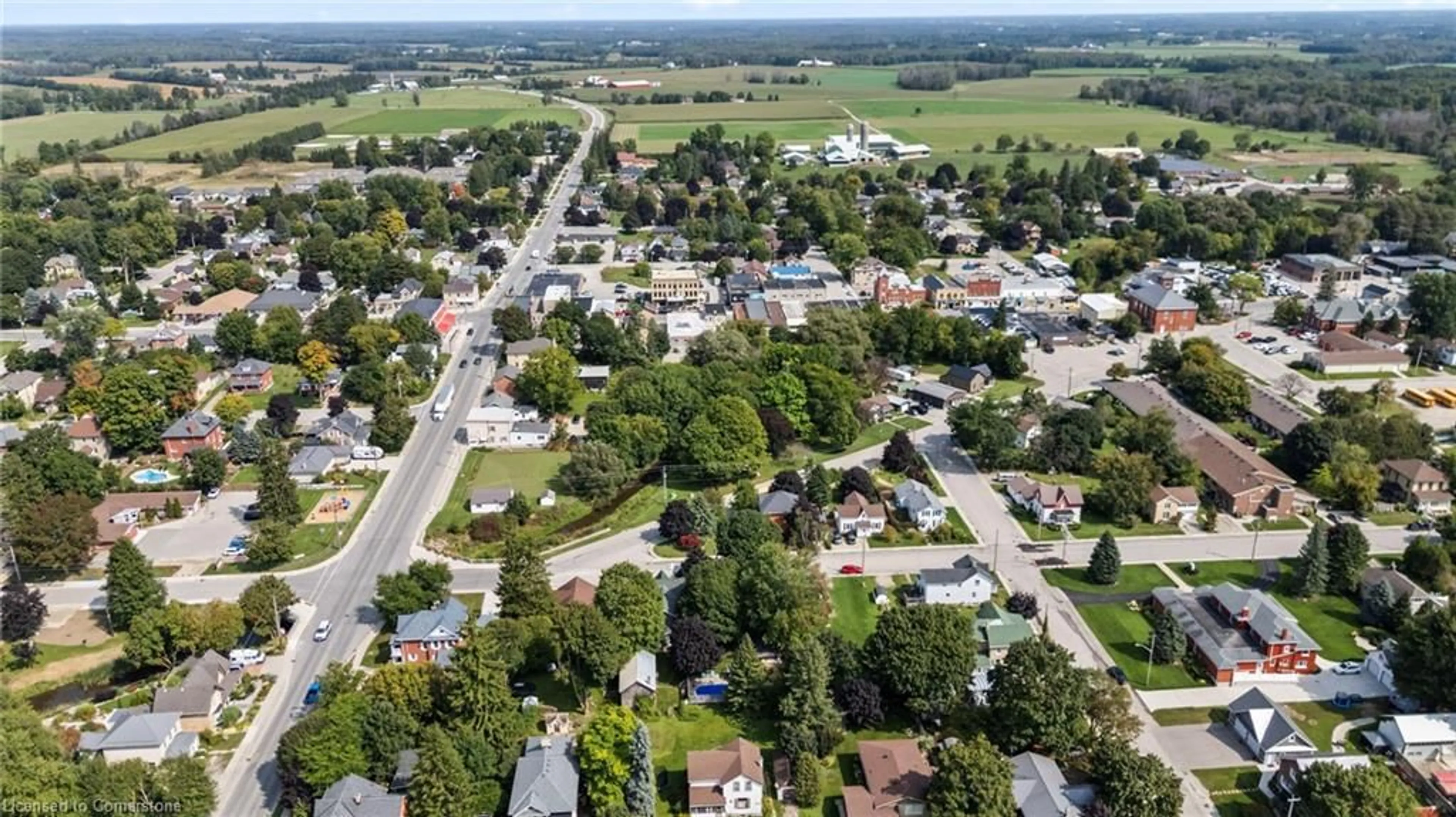 A pic from outside/outdoor area/front of a property/back of a property/a pic from drone, street for 16 John St, Harriston Ontario N0G 1Z0