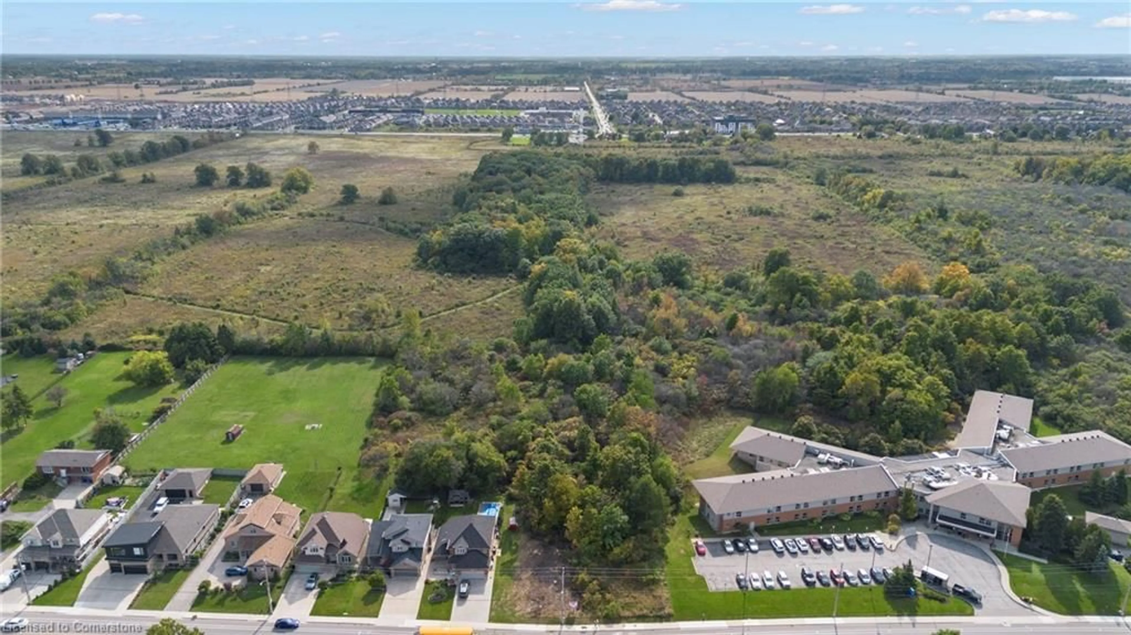 A pic from outside/outdoor area/front of a property/back of a property/a pic from drone, unknown for 363 Highland Rd, Stoney Creek Ontario L8J 2S2