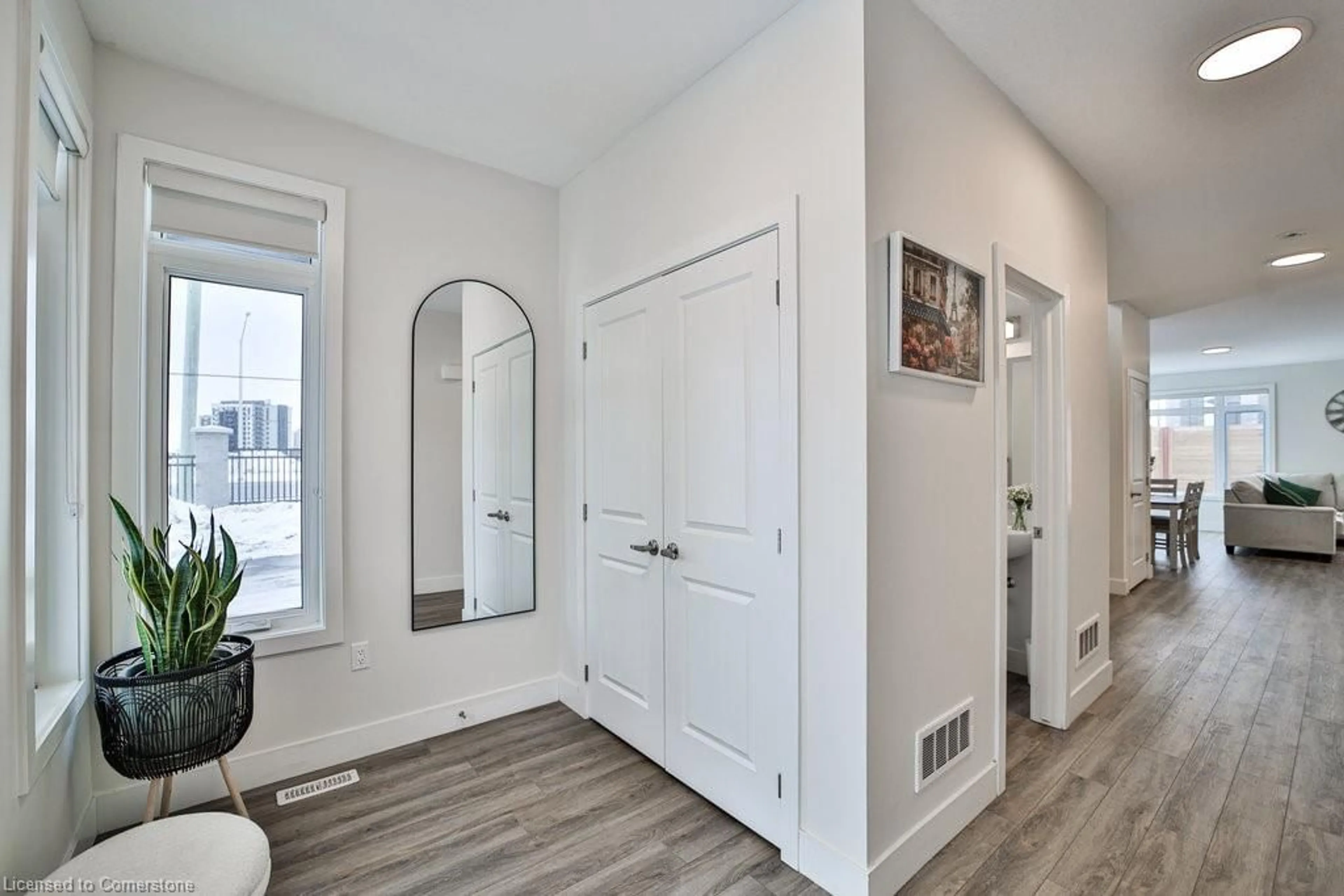 Indoor entryway for 3575 Southbridge Ave #19, London Ontario N6L 0G9