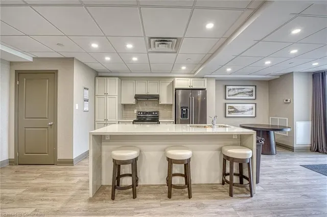Additional property image - 101 Shoreview Pl Unit 424