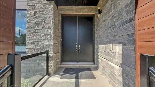 Additional property image - 382A Southcote Rd