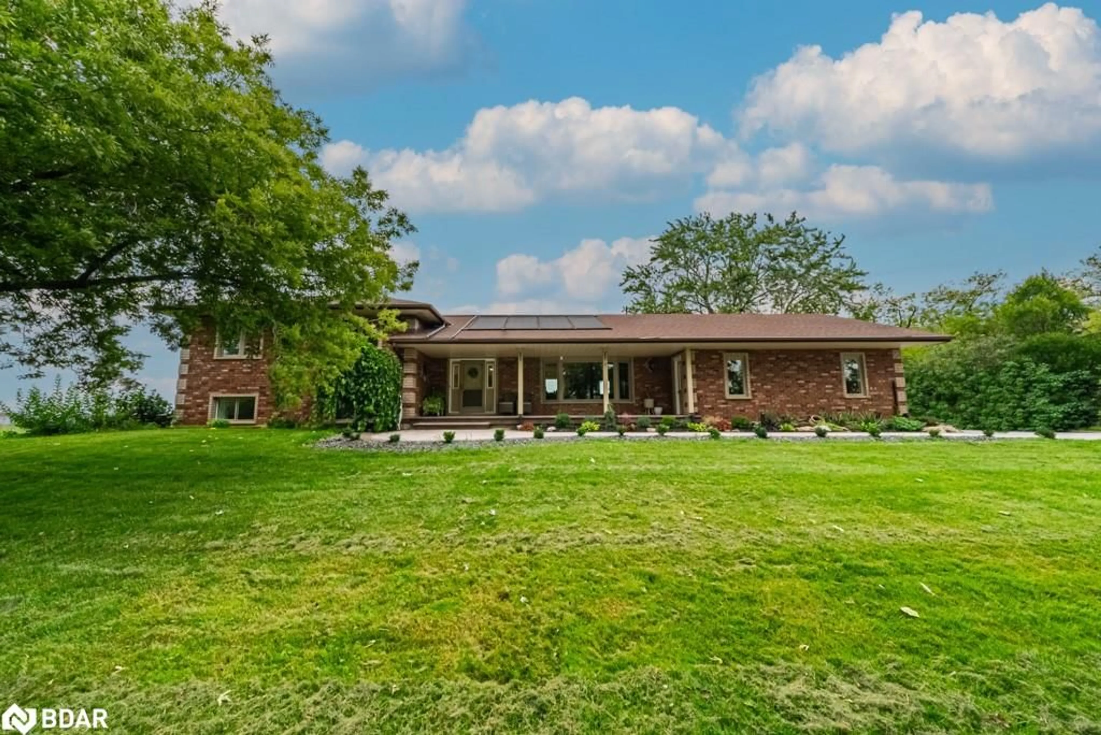 Home with brick exterior material, unknown for 4487 Henderson Rd, Milton Ontario L9E 0K2