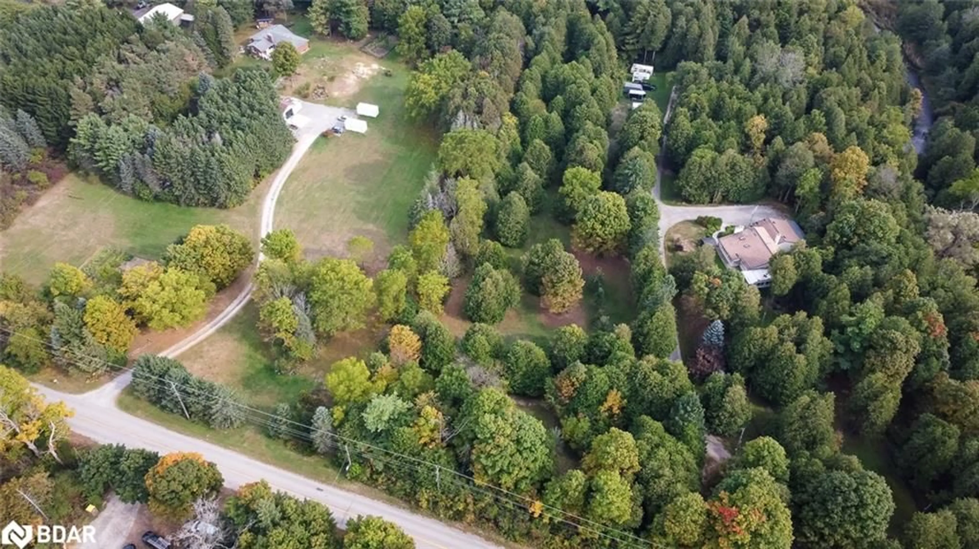 A pic from outside/outdoor area/front of a property/back of a property/a pic from drone, forest/trees view for 326 11th Concession Rd, Carlisle Ontario L8B 1J1