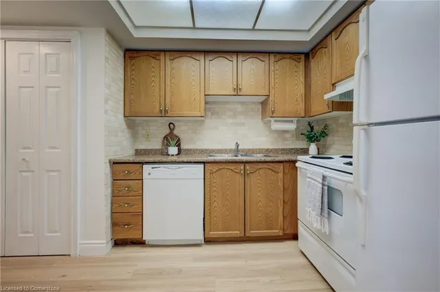 Additional property image - 3267 King St Unit 108