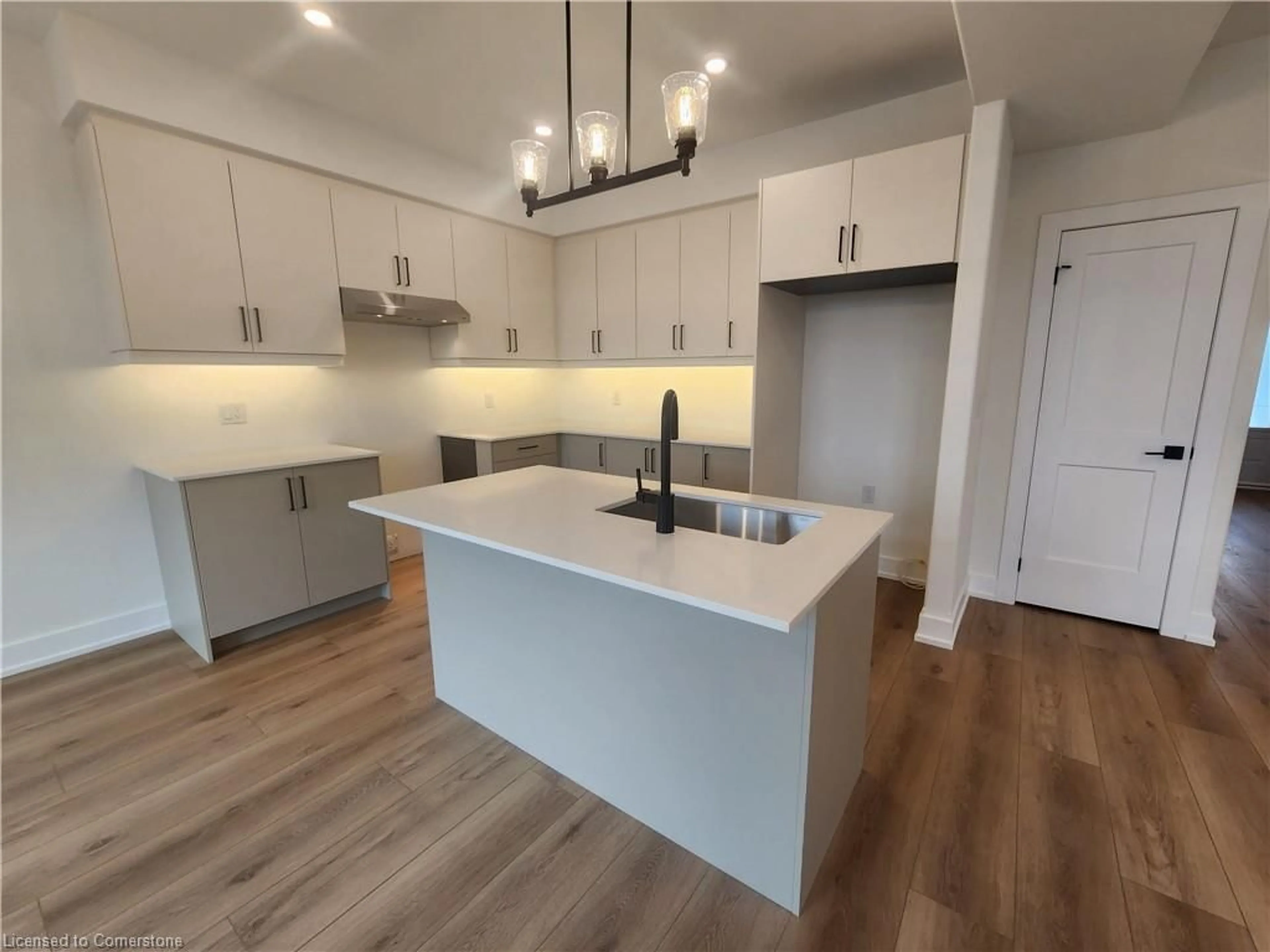 Open concept kitchen, unknown for 160 Craddock Blvd, Jarvis Ontario N0A 1J0