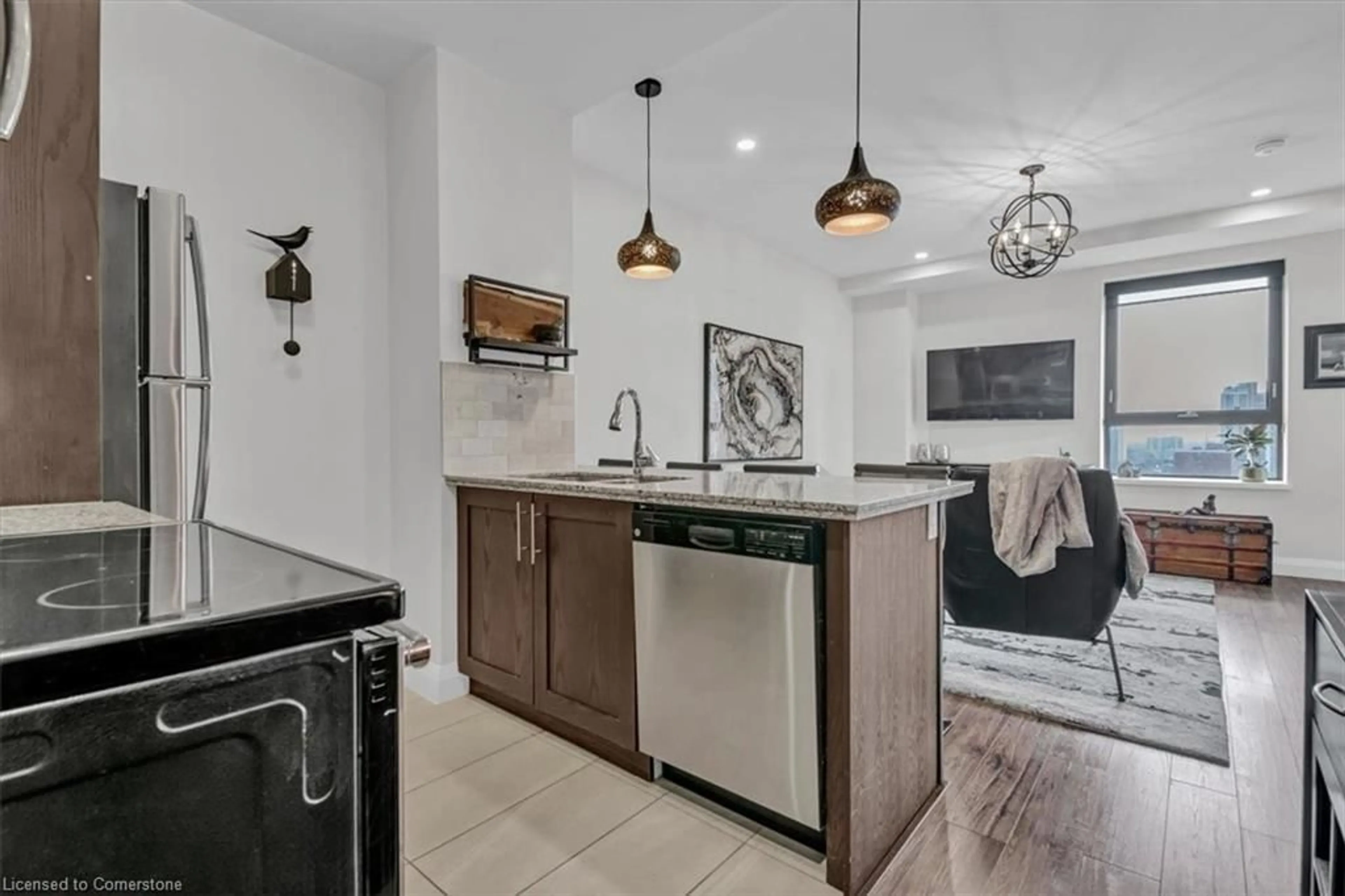 Open concept kitchen, ceramic/tile floor for 118 King St #1118, Hamilton Ontario L8N 0A9