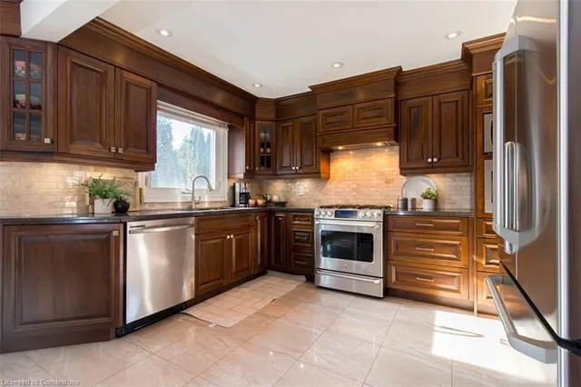 Additional property image - 12 Larkspur Cres