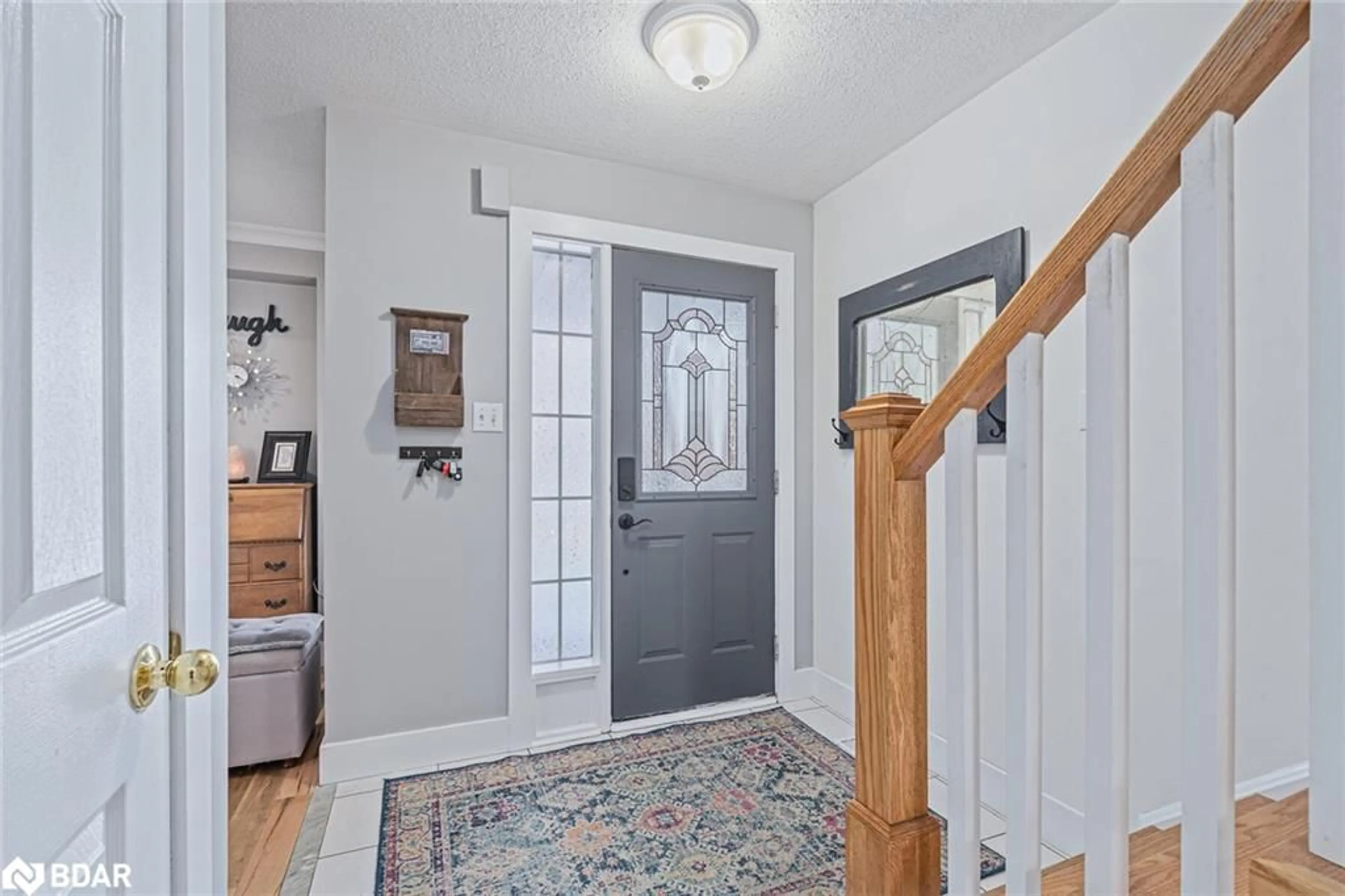 Indoor entryway for 22 Stone St, Georgetown Ontario L7G 5W6