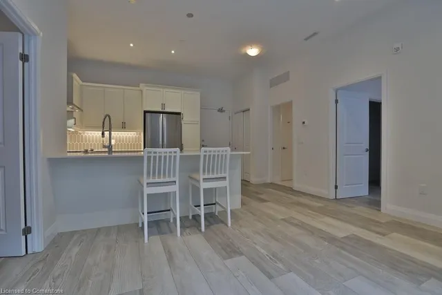 Additional property image - 1 Redfern Ave Unit 118