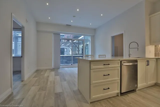 Additional property image - 1 Redfern Ave Unit 118