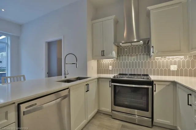 Additional property image - 1 Redfern Ave Unit 118