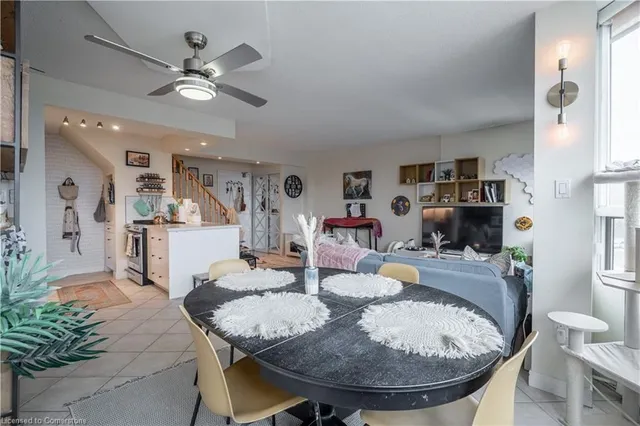 Additional property image - 10 John St Unit 413