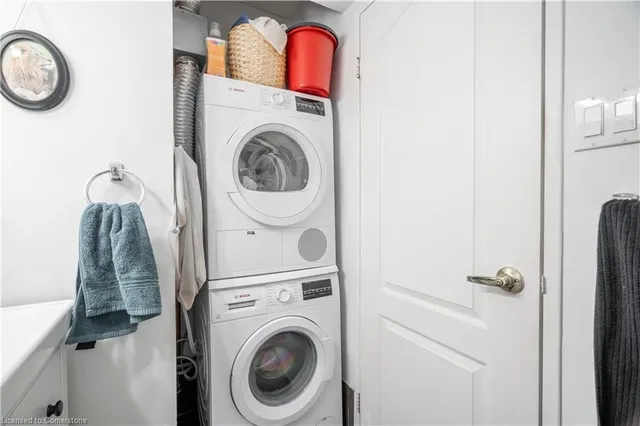 Additional property image - 10 John St Unit 413
