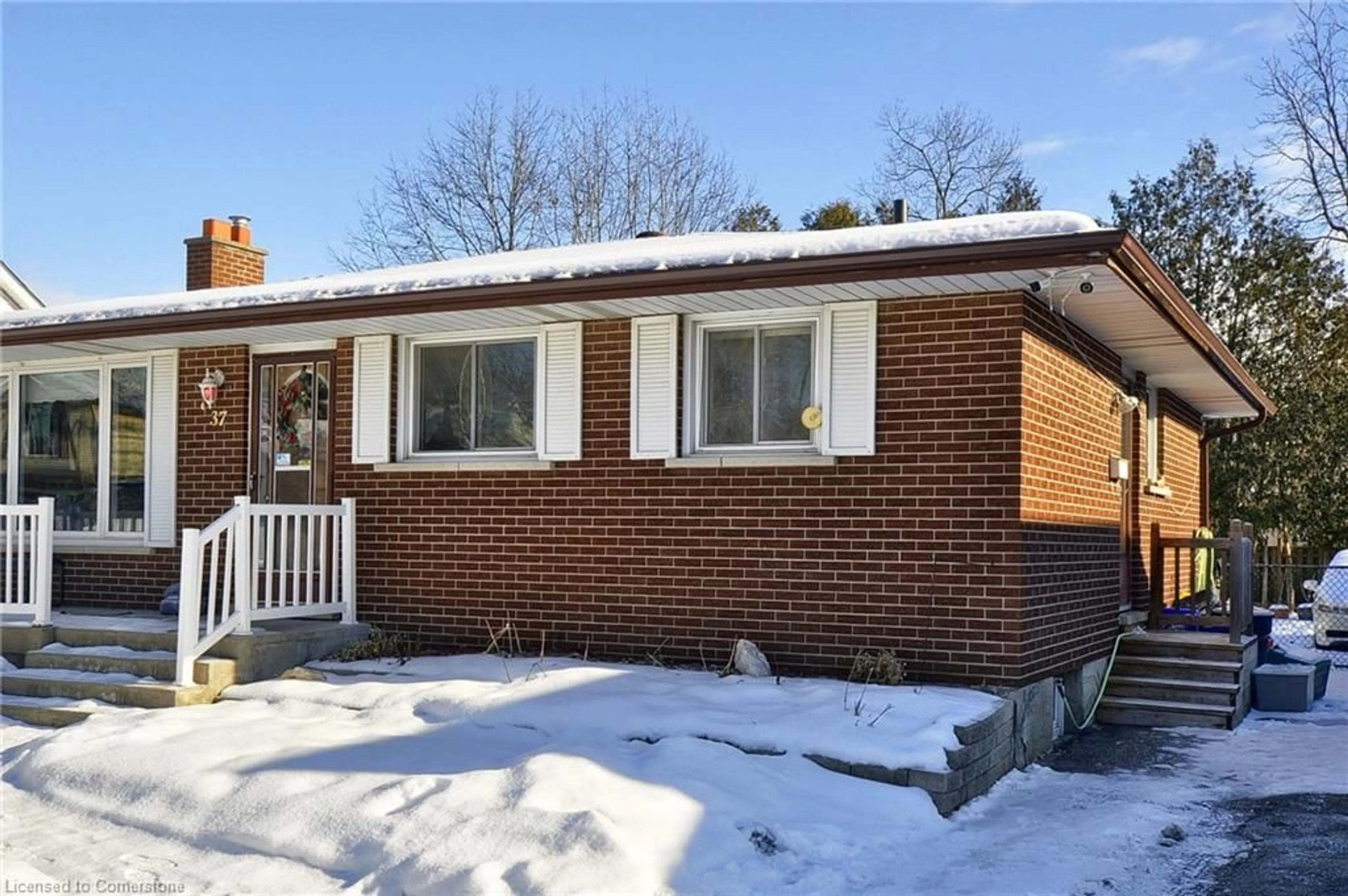 Home with brick exterior material, street for 37 Redwood Ave, Cambridge Ontario N3C 2S3