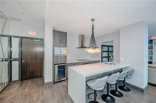 Additional property image - 1185 The Queensway Unit 112