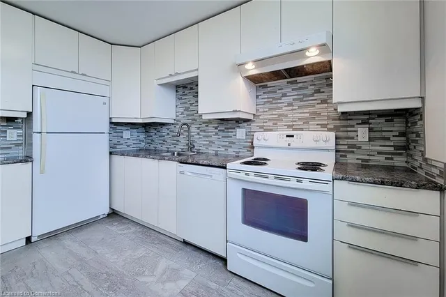 Additional property image - 700 Dynes Rd Unit 1113