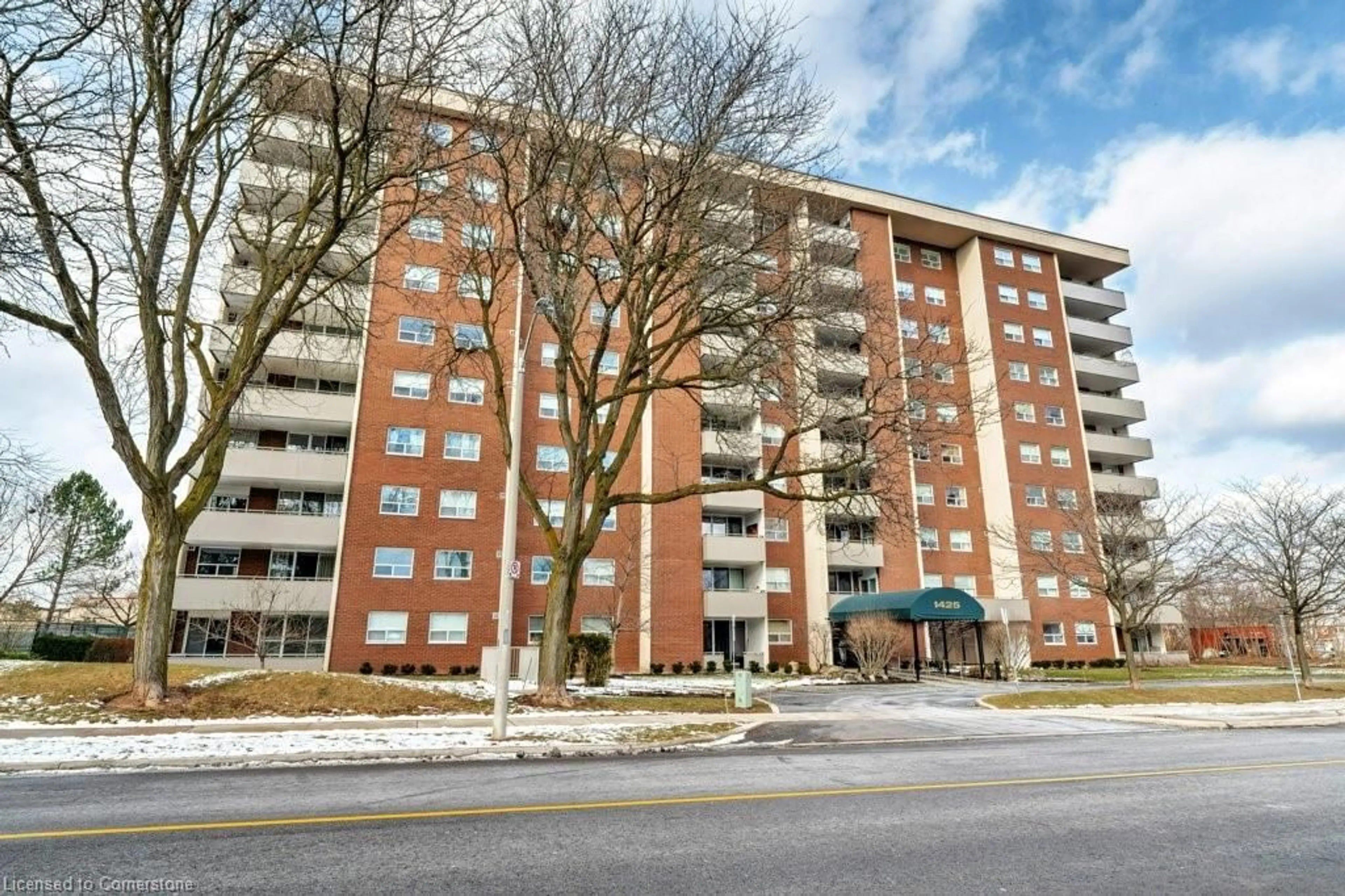 Unknown for 1425 Ghent Ave #305, Burlington Ontario L7S 1X5