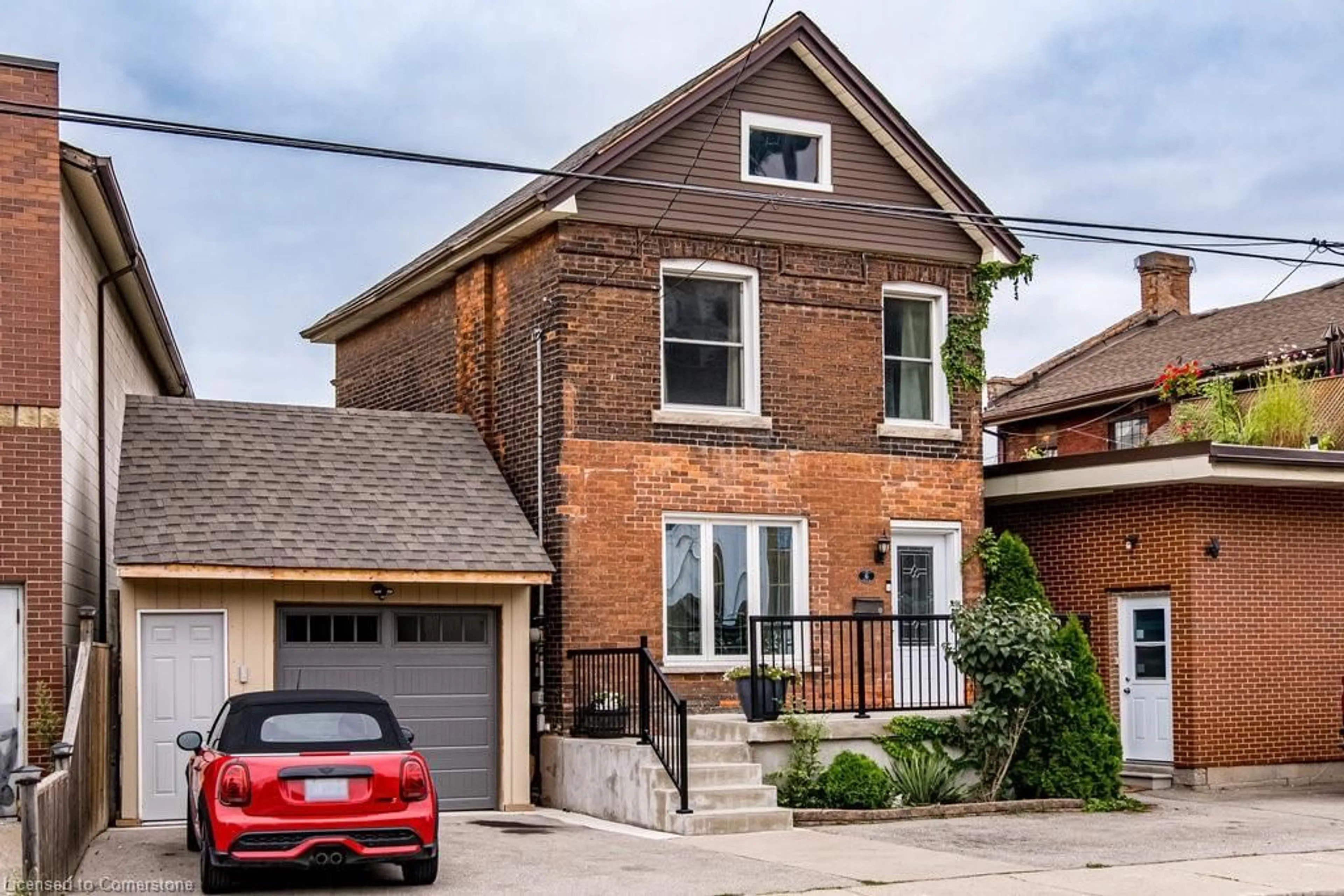 Home with brick exterior material, street for 6 Peter St, Hamilton Ontario L8R 1T2