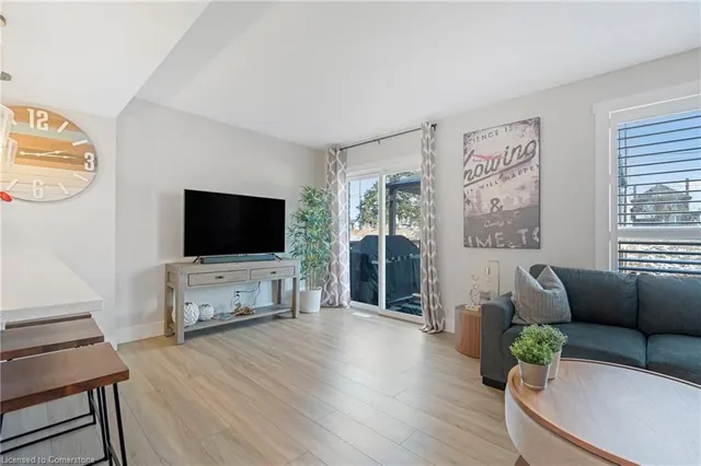 Additional property image - 51 Thames Way