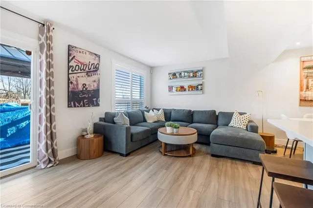 Additional property image - 51 Thames Way