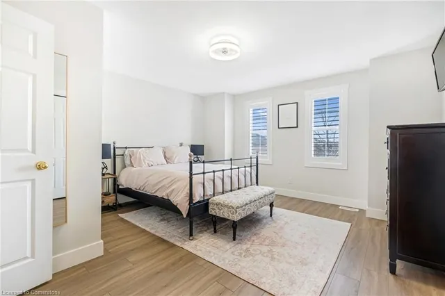 Additional property image - 51 Thames Way