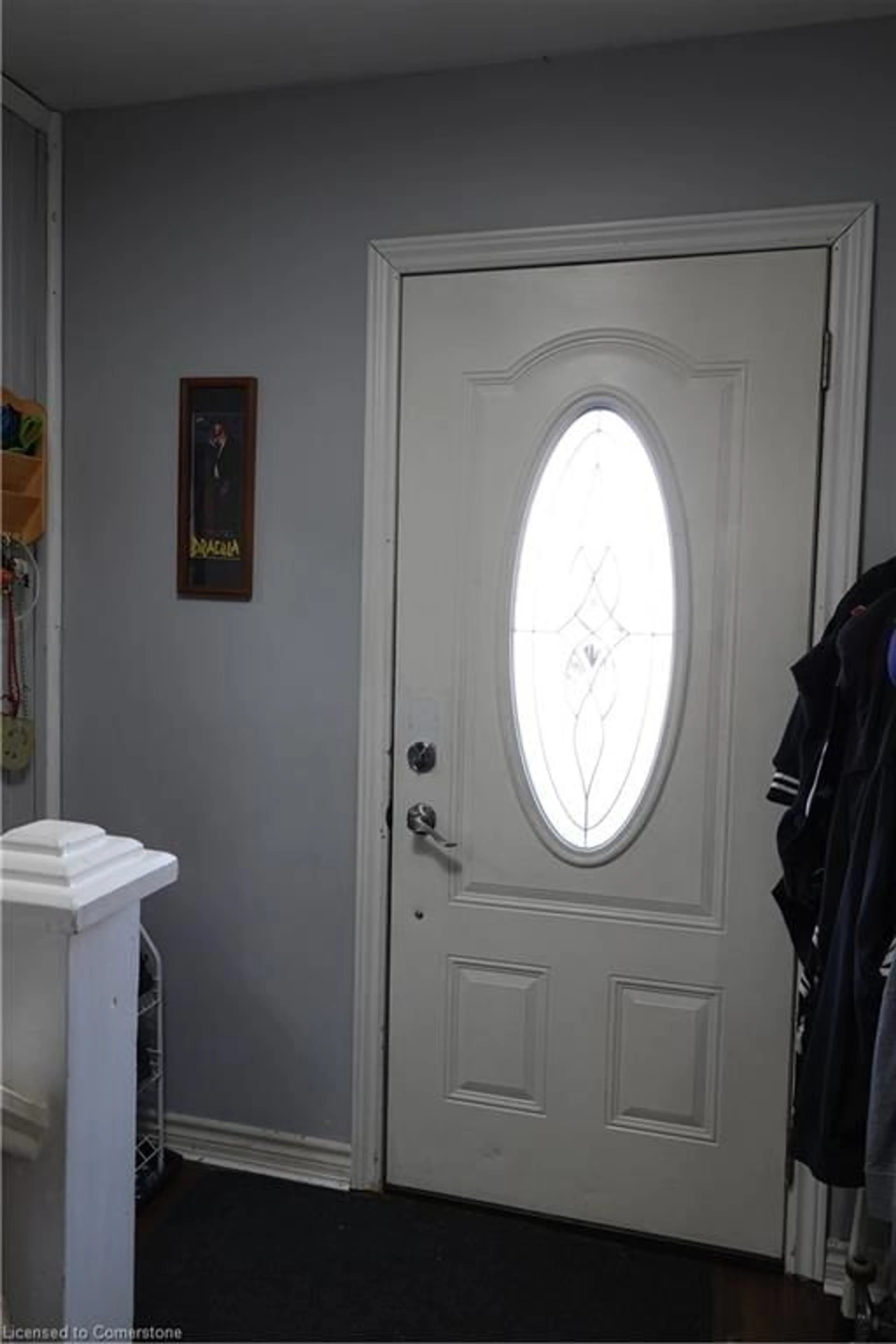 Indoor entryway for 58 Britannia Ave, Hamilton Ontario L8H 1W6