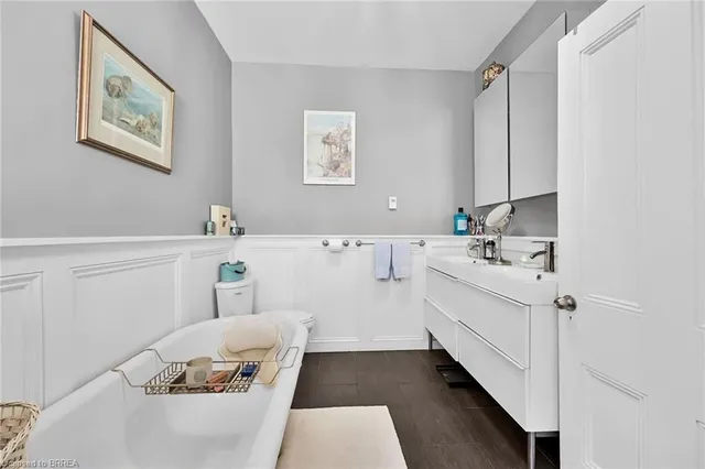Additional property image - 40 Locke St