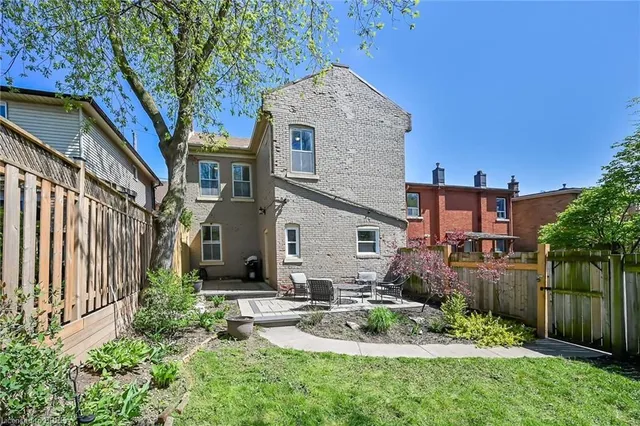 Additional property image - 40 Locke St