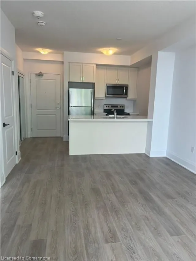 Additional property image - 450 Dundas St Unit 327