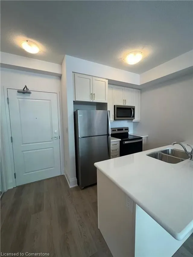 Additional property image - 450 Dundas St Unit 327