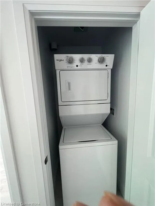 Additional property image - 450 Dundas St Unit 327