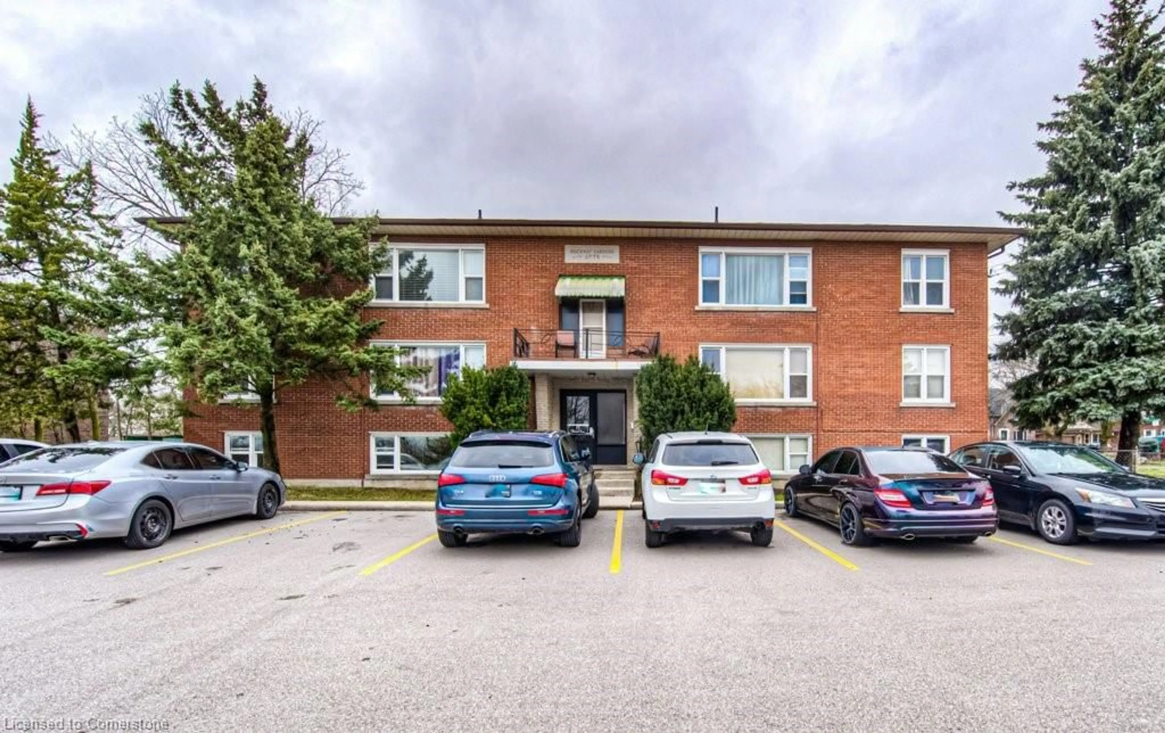 Unknown for 15 Floral Cres, Kitchener Ontario N2G 3B3