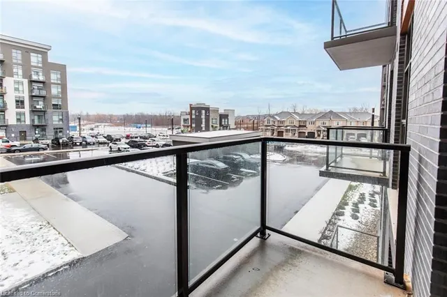 Additional property image - 470 Dundas St Unit 214