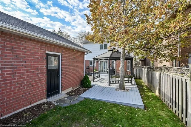 Additional property image - 200 Fellowes Cres
