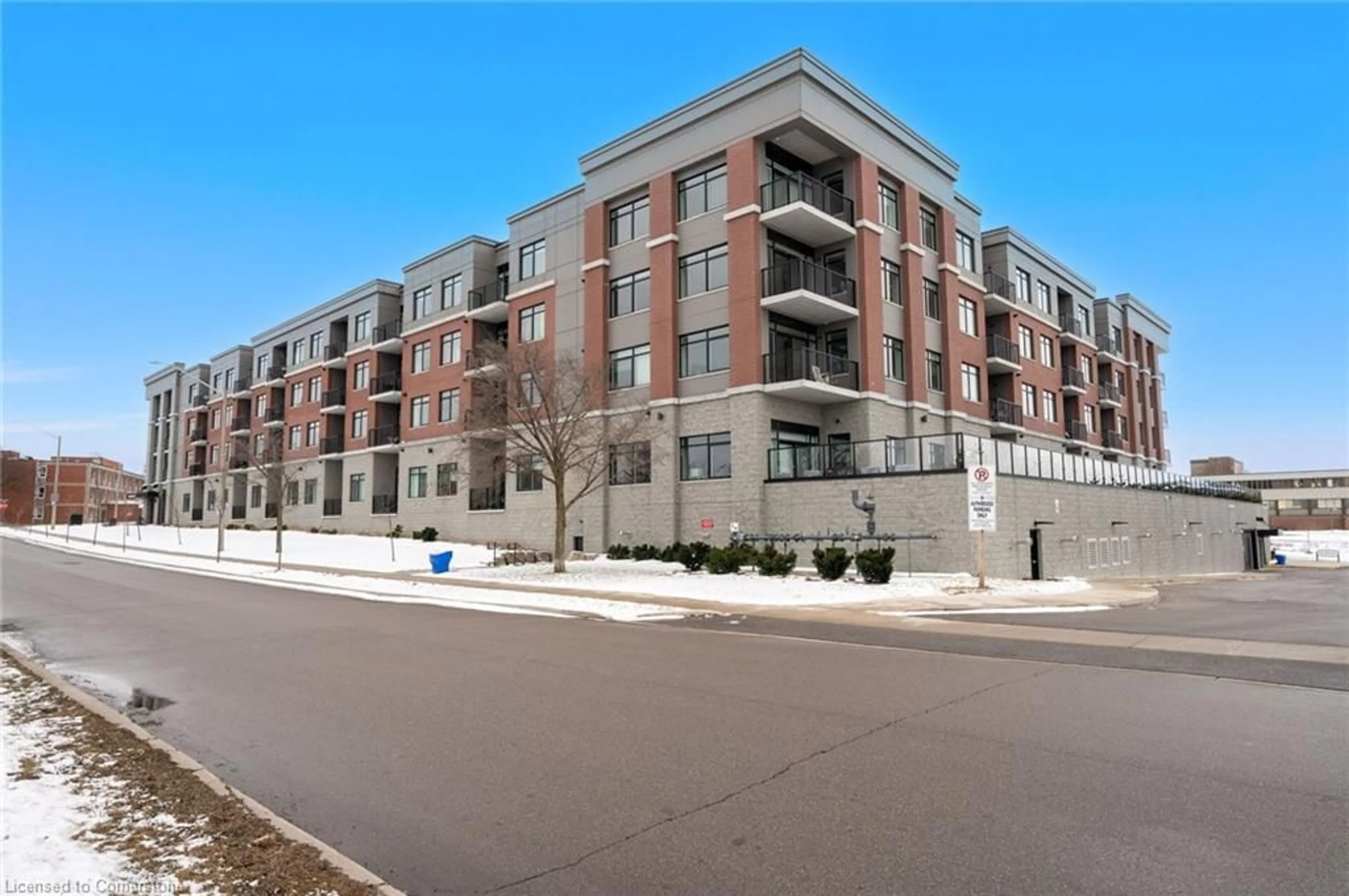 Patio, street for 1 Redfern Ave #416, Hamilton Ontario L9C 0E6