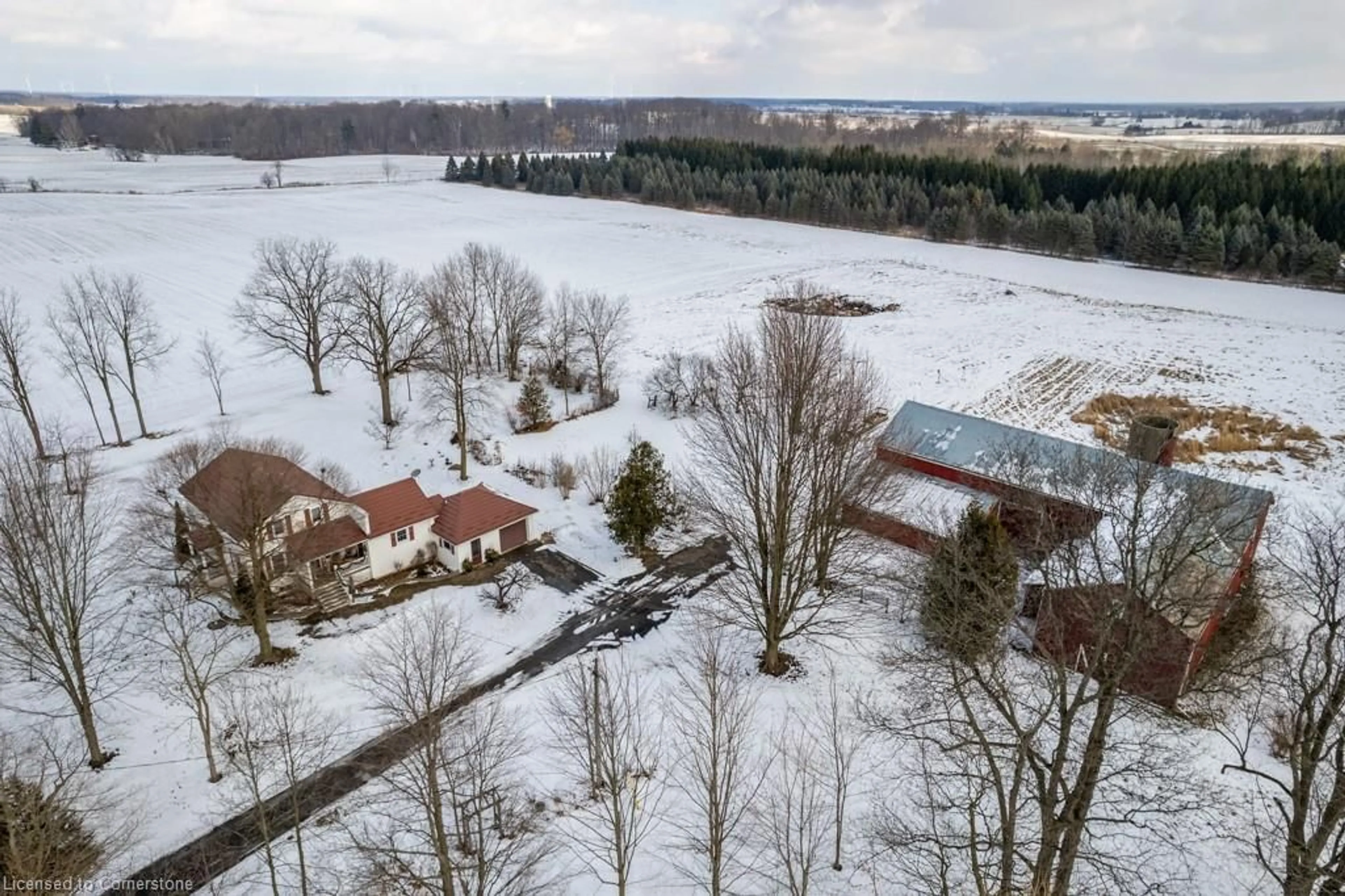 A pic from outside/outdoor area/front of a property/back of a property/a pic from drone, water/lake/river/ocean view for 420 Moote Rd, Dunnville Ontario N1A 2W1