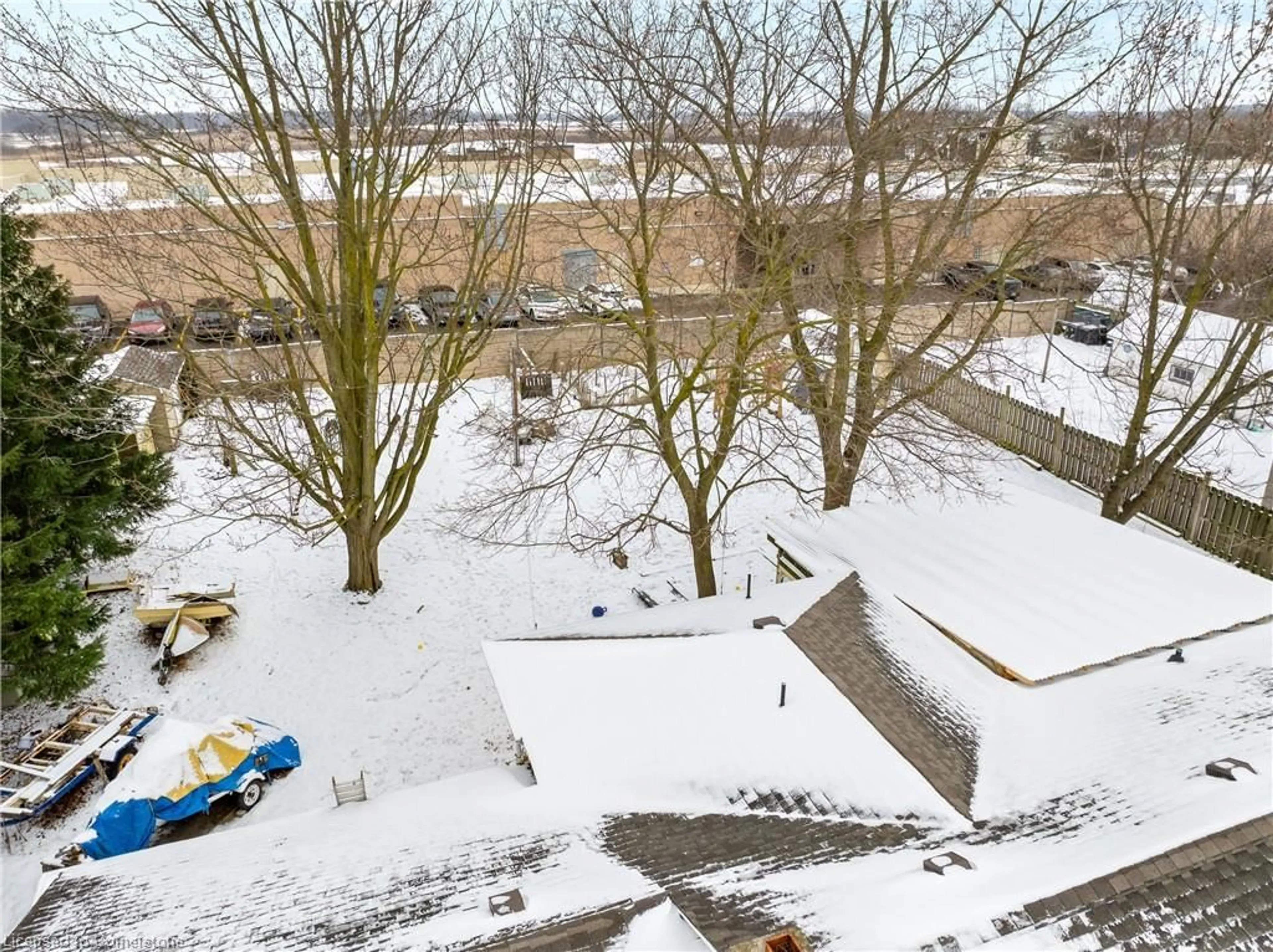 A pic from outside/outdoor area/front of a property/back of a property/a pic from drone, unknown for 134 Dufferin St, Smithville Ontario L0R 2A0